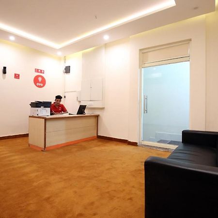 Oyo 9159 Hotel Royal Woodslark Zirakpur Kültér fotó