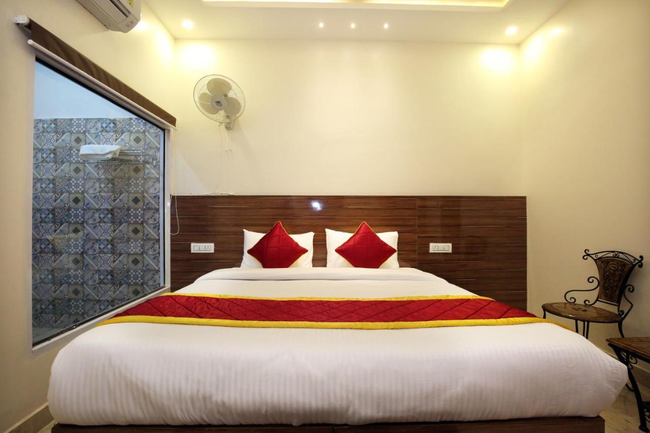 Oyo 9159 Hotel Royal Woodslark Zirakpur Kültér fotó